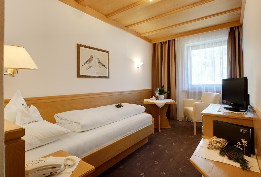 Kraeuterhotel Zischghof โอแบเรกเกน ภายนอก รูปภาพ