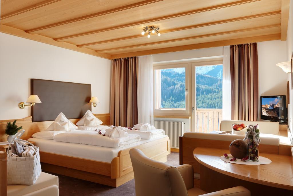 Kraeuterhotel Zischghof โอแบเรกเกน ภายนอก รูปภาพ